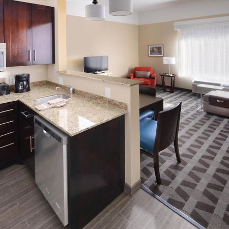 Towneplace Suites By Marriott Houston Galleria Area Exterior photo