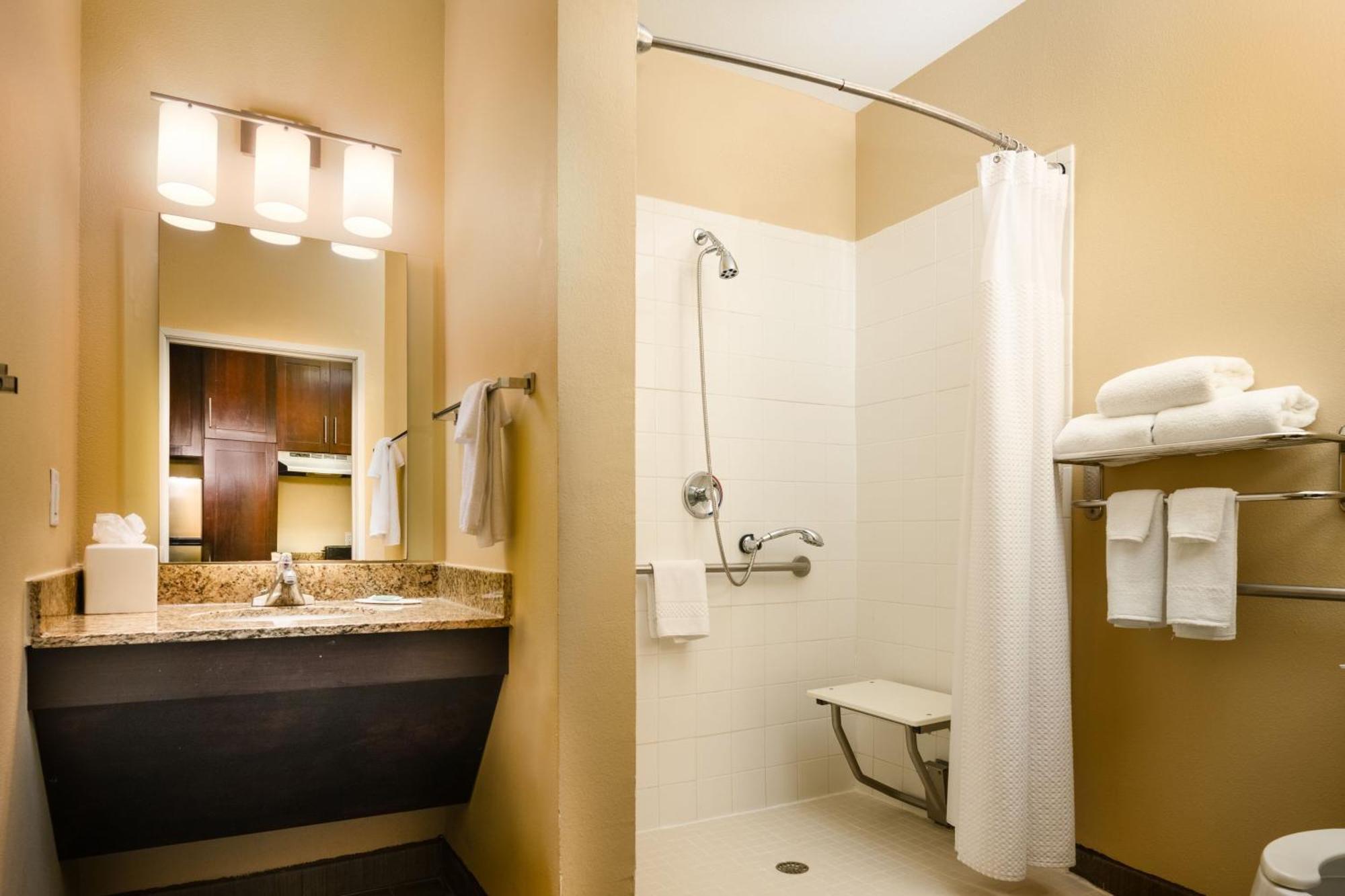 Towneplace Suites By Marriott Houston Galleria Area Exterior photo