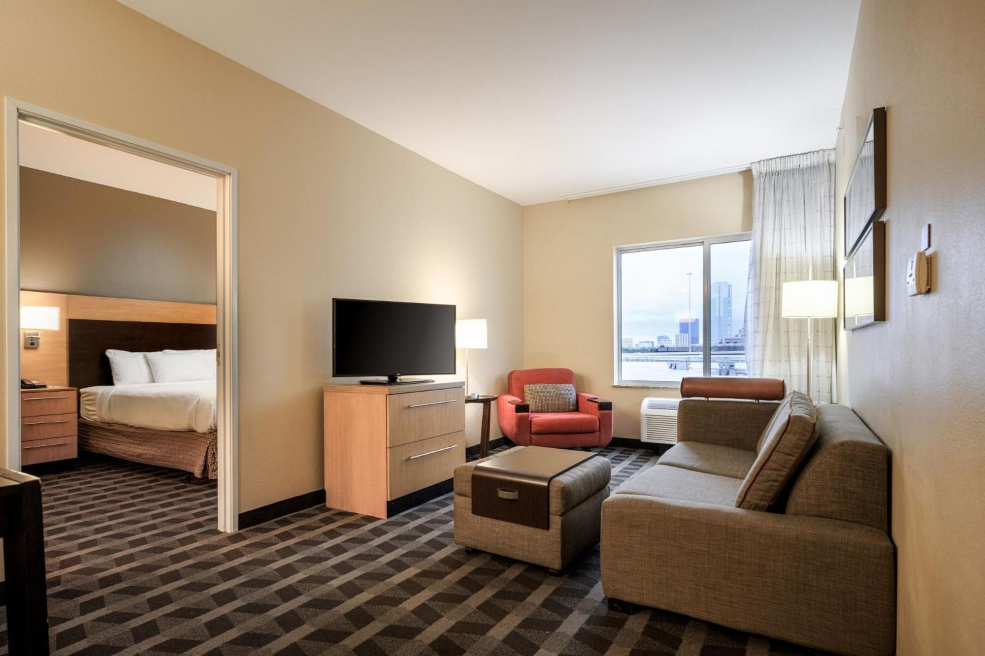 Towneplace Suites By Marriott Houston Galleria Area Exterior photo